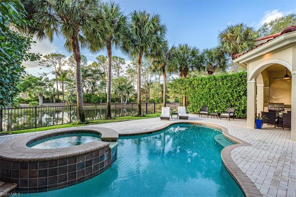 L'ERMITAGE AT GREY OAKS - Residential