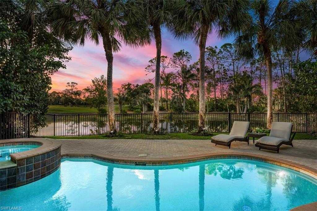 L'ERMITAGE AT GREY OAKS - Residential