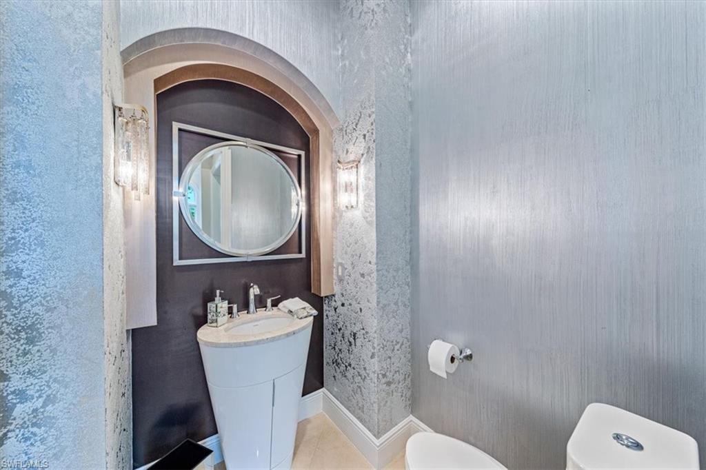 L'ERMITAGE AT GREY OAKS - Residential