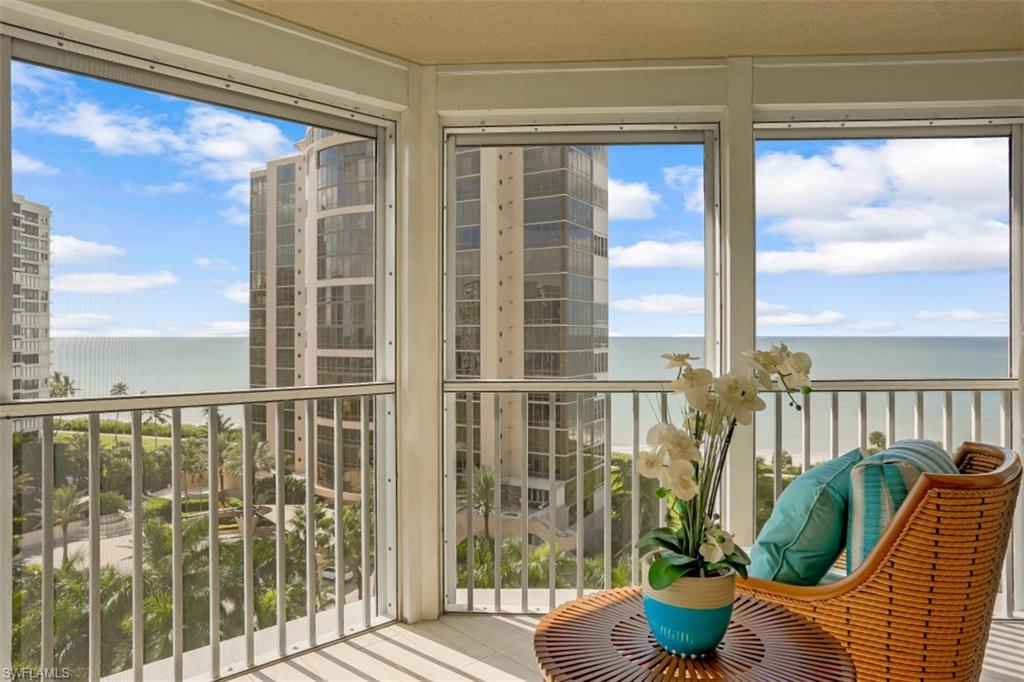 MONACO BEACH CLUB - Residential