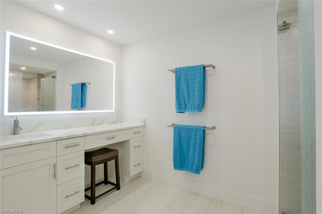 MONACO BEACH CLUB - Residential