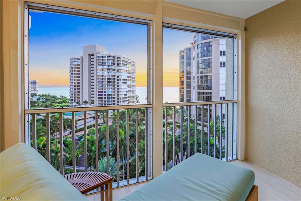 MONACO BEACH CLUB - Residential