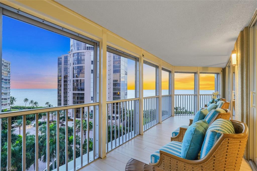 MONACO BEACH CLUB - Residential