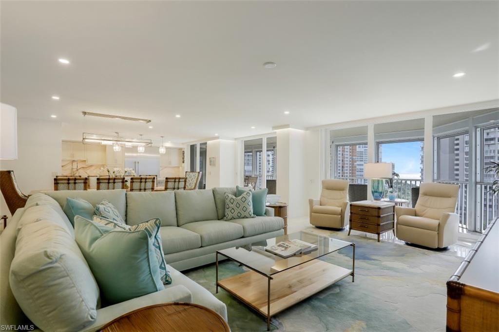 MONACO BEACH CLUB - Residential