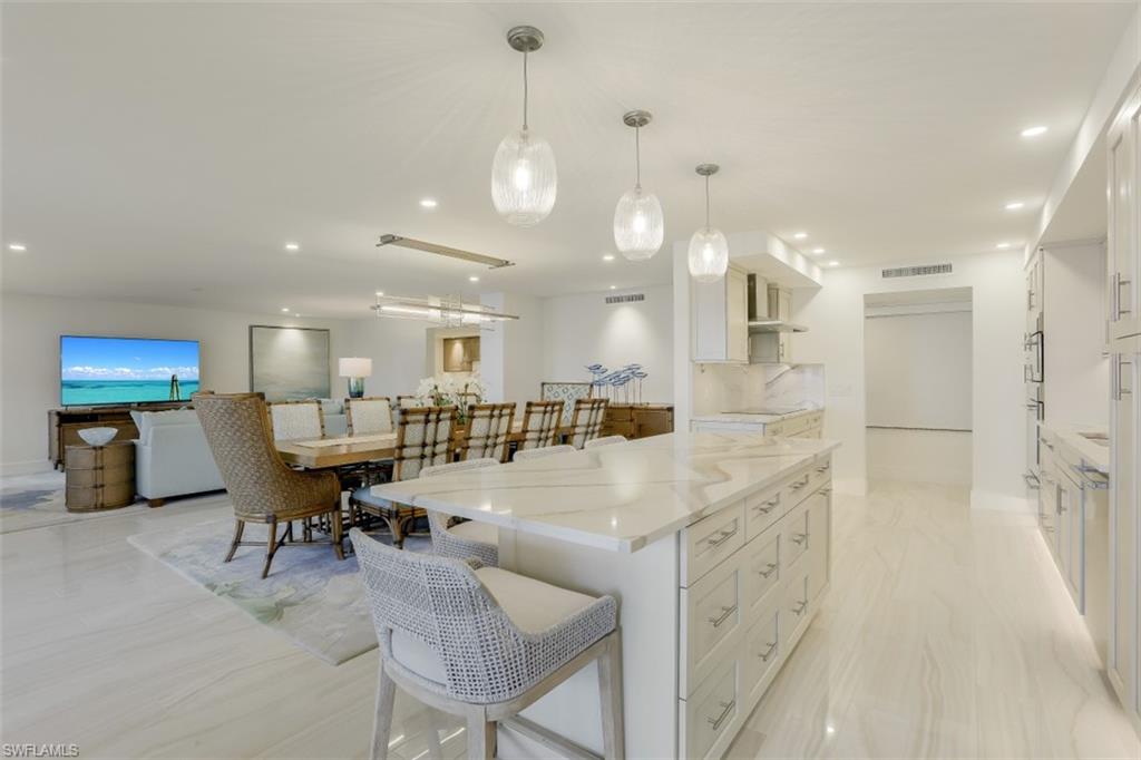 MONACO BEACH CLUB - Residential