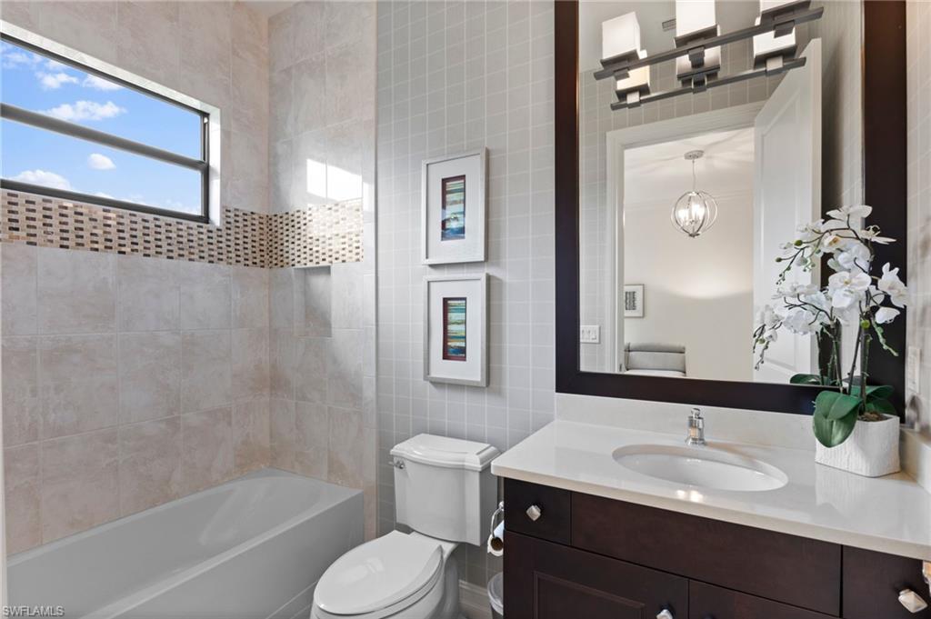 LAKOYA - Residential