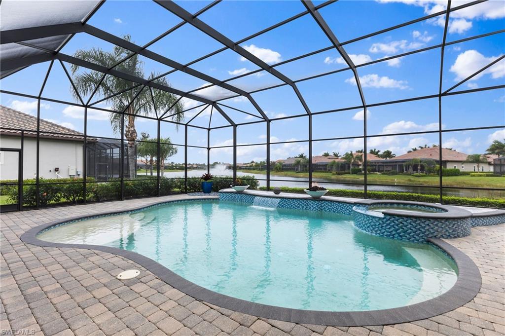 LAKOYA - Residential