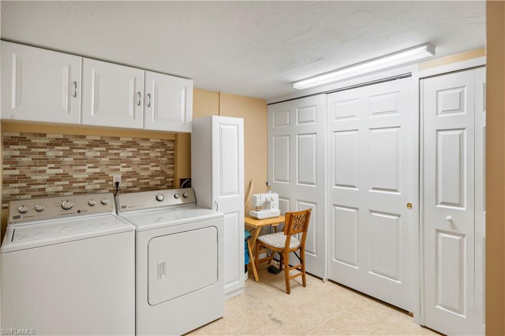 RUSSELL PARK - Residential