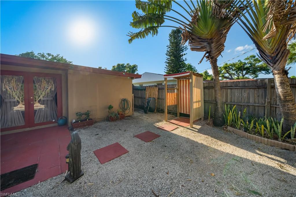 RUSSELL PARK - Residential