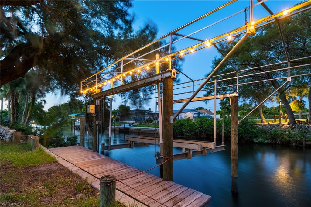 RUSSELL PARK - Residential