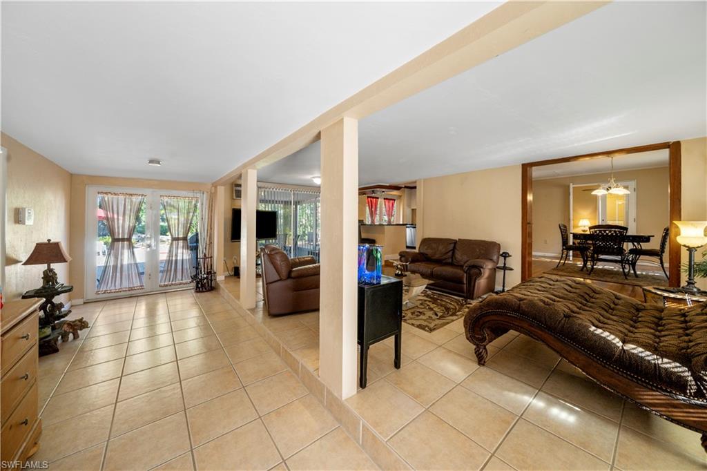 RUSSELL PARK - Residential