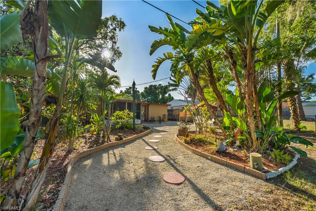 RUSSELL PARK - Residential