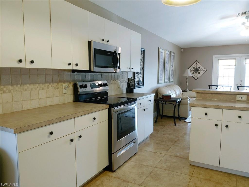 GOLDEN GATE ESTATES - Residential