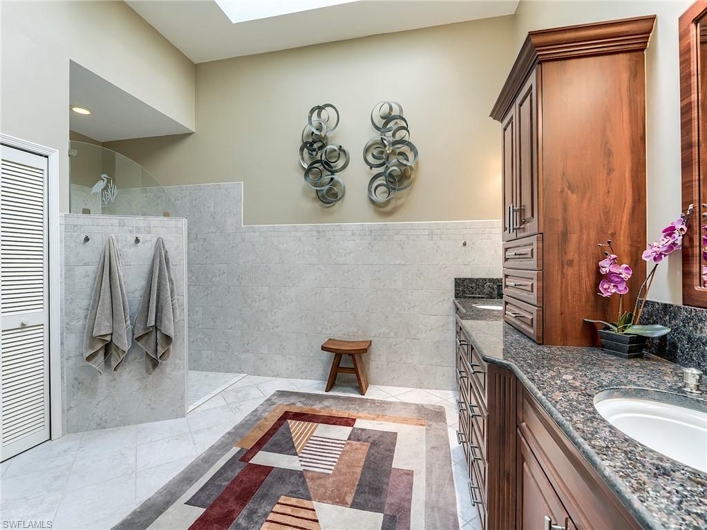 SILVER OAK AT THE VINES - Residential