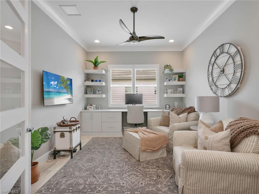 VALENCIA TRAILS - Residential