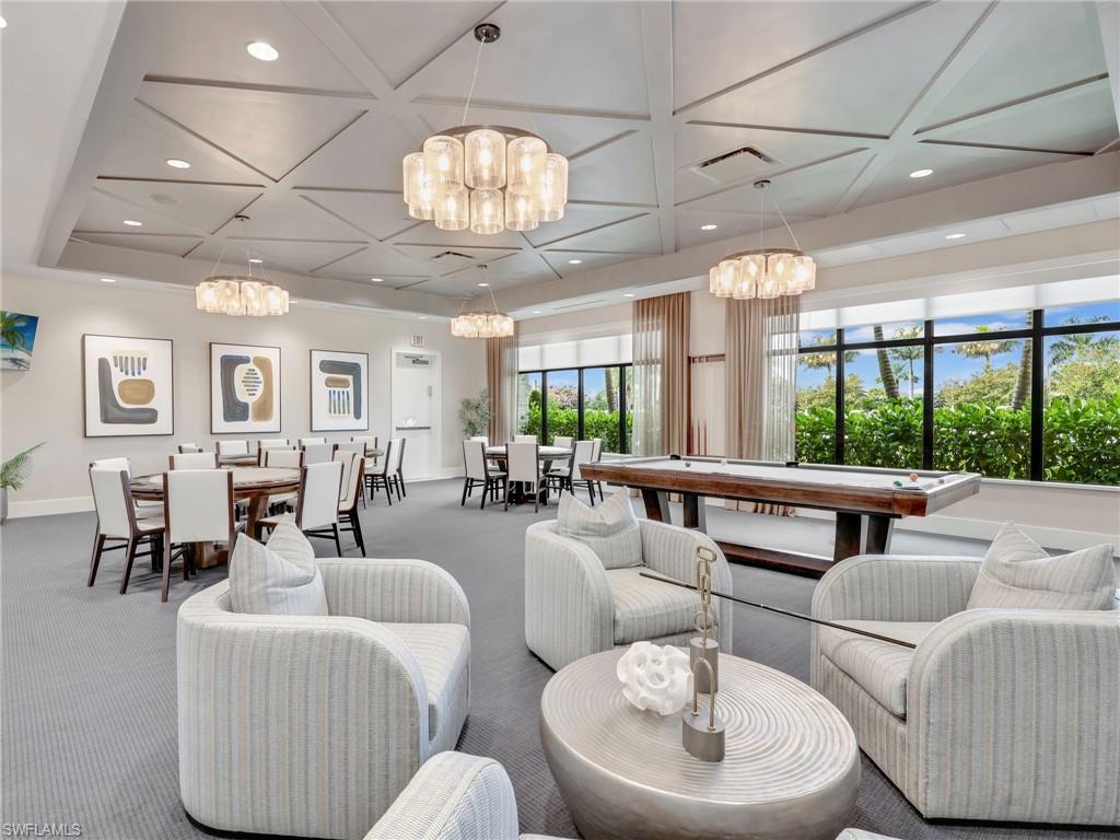 VALENCIA TRAILS - Residential