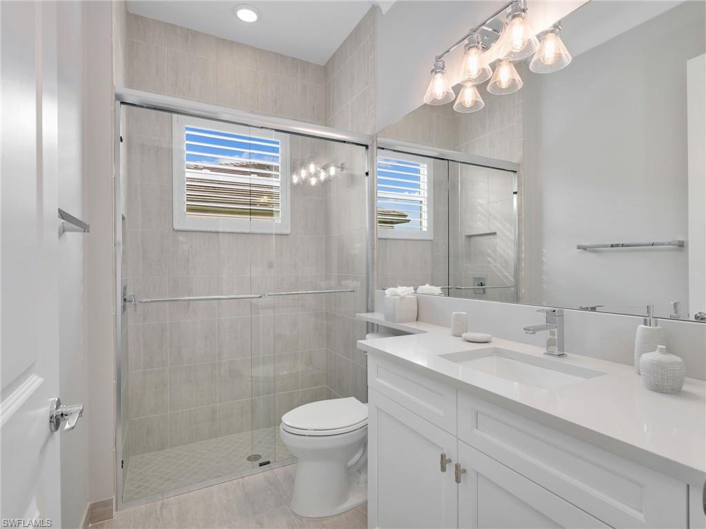 VALENCIA TRAILS - Residential