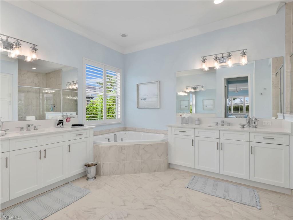 VALENCIA TRAILS - Residential