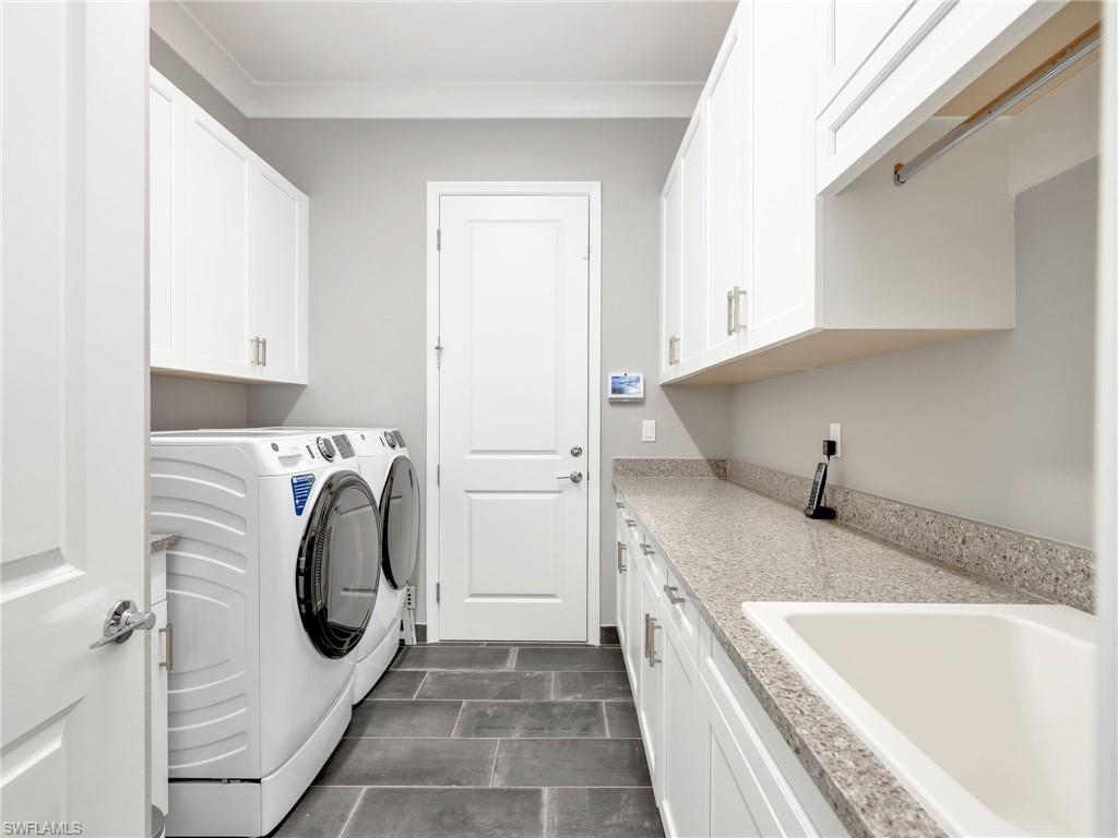 VALENCIA TRAILS - Residential