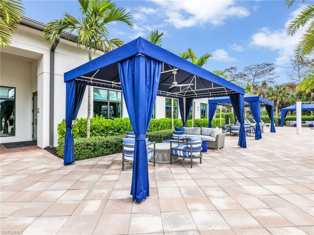 VALENCIA TRAILS - Residential