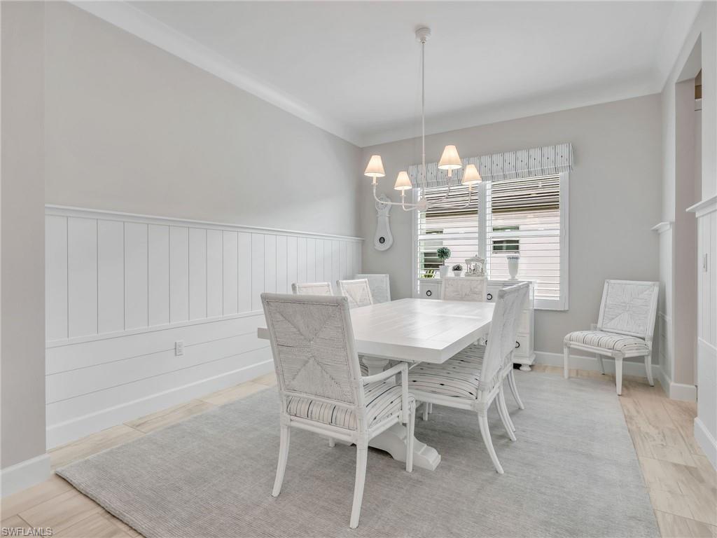 VALENCIA TRAILS - Residential