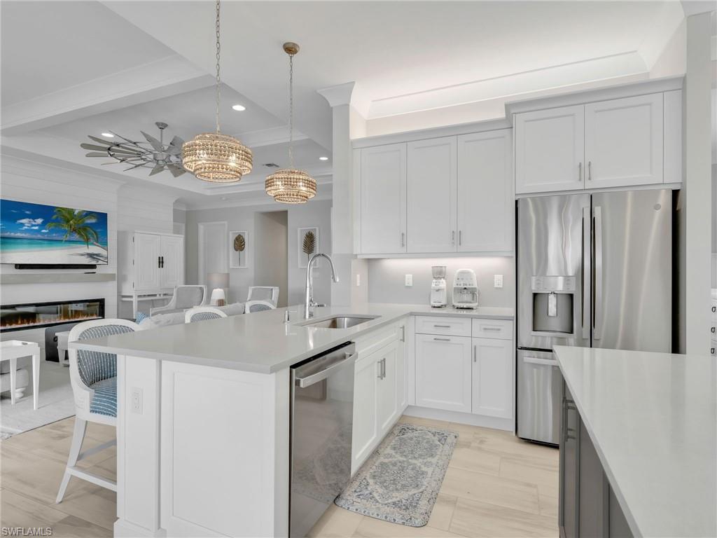 VALENCIA TRAILS - Residential