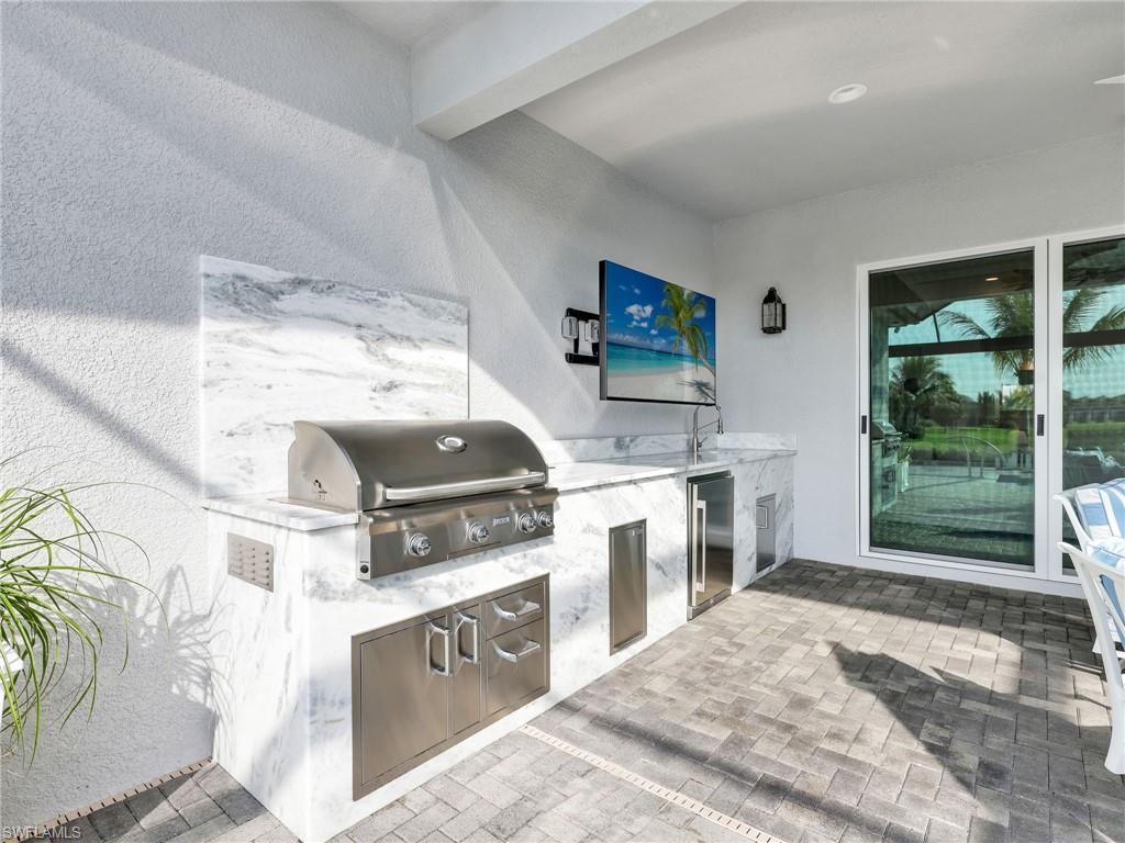 VALENCIA TRAILS - Residential