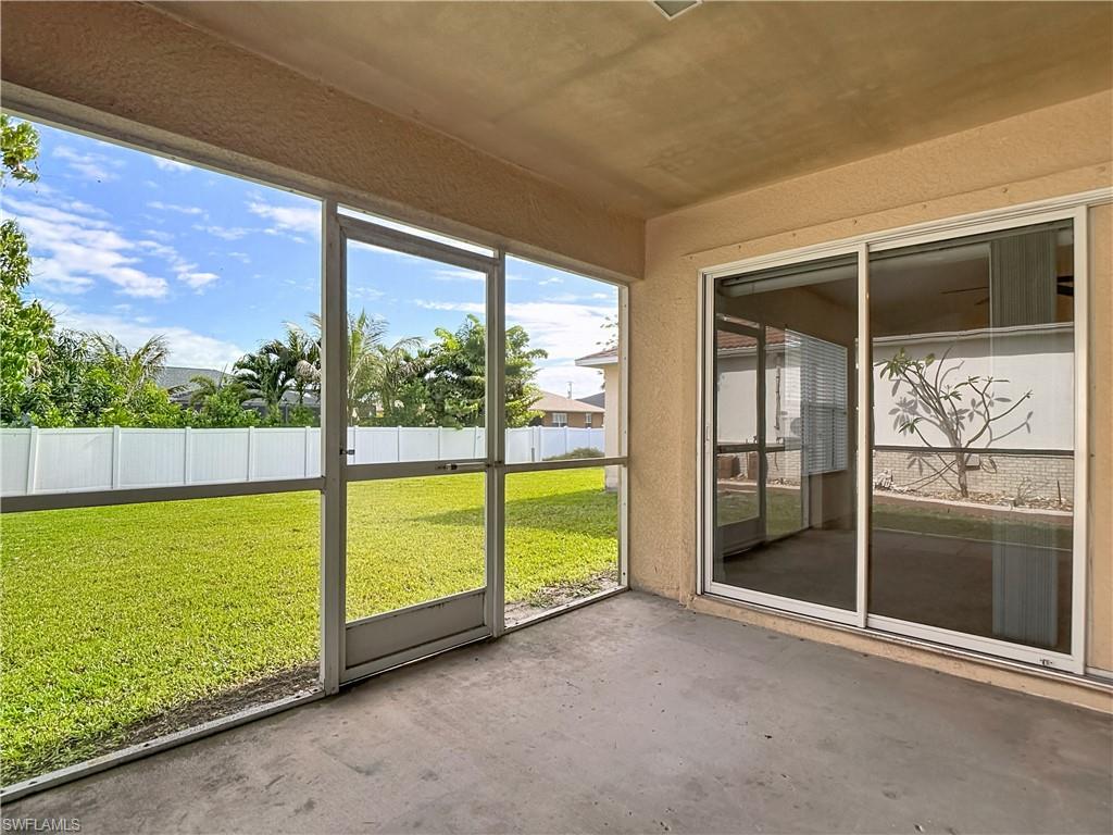 CAPE CORAL - Residential