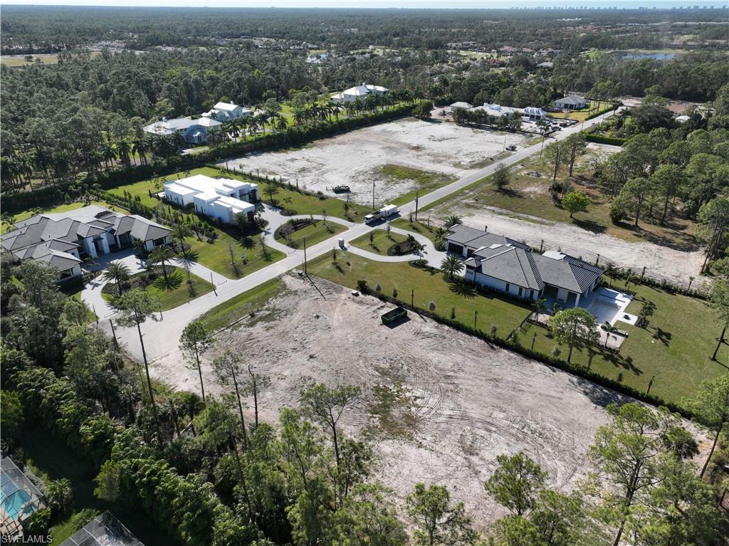 SILVER OAK NAPLES - Residential