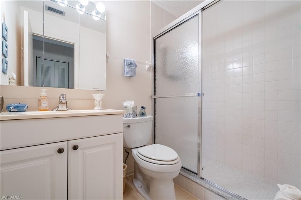 FOXMOOR CONDO II - Residential