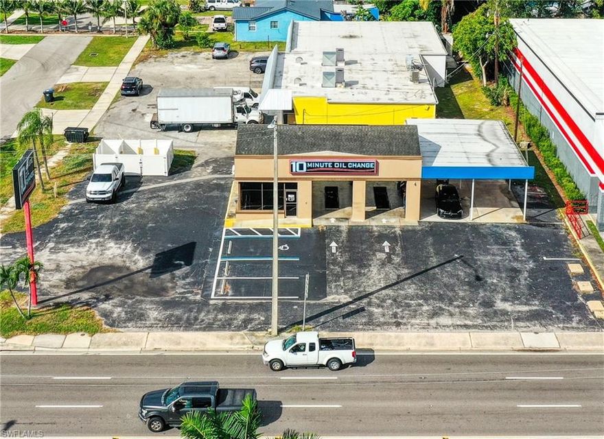 1,389± SF Building: 316± SF Office & Storage and 1,073± SF Garage. Garage consists of 4 Overhead Doors and 2 Oil Change Bays. Additional 1,175± SF adjacent covered parking. Zoning: Commercial Intensive (City of Fort Myers). Some of the permitted uses include: Bank, car wash, convenience store, laundromat, light manufacturing, medical/professional offices, pharmacy, restaurant, vehicle service and repair, vehicle sales, warehousing and pawnshop. Located on the corner of Cleveland Ave (US-41) and Sunset Place, less than 1-block south of Hanson Street.