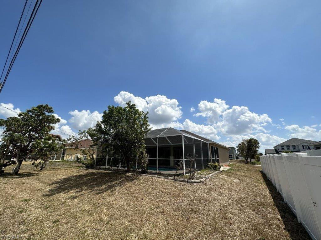 CAPE CORAL - Residential
