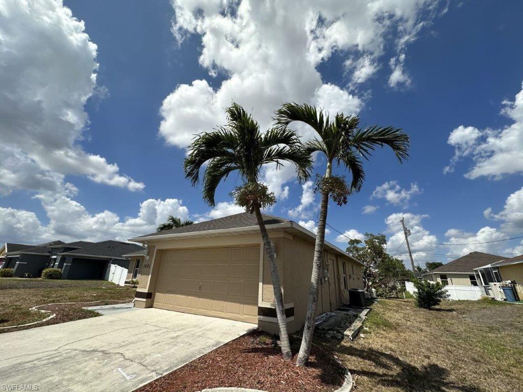 CAPE CORAL - Residential