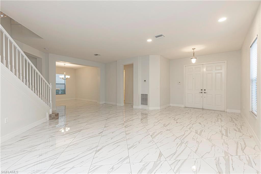 MARBELLA ISLES - Residential