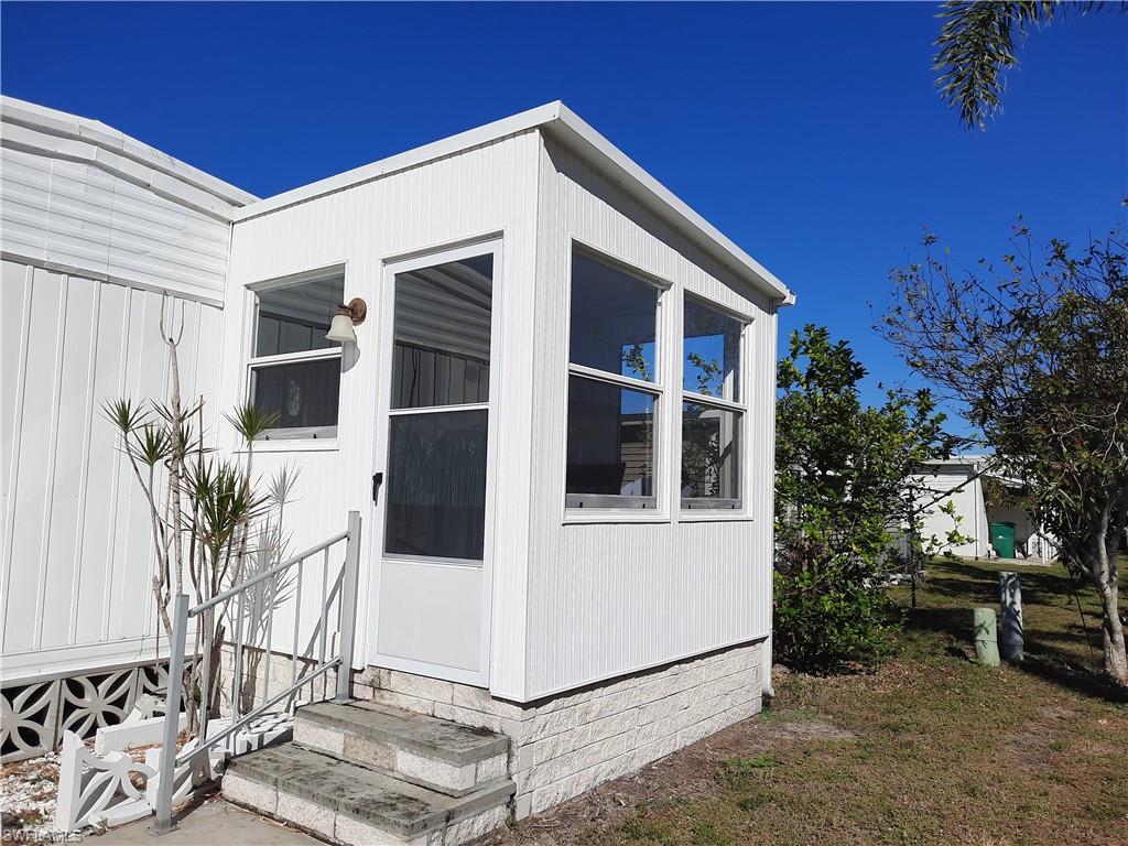 RIVIERA COLONY - Residential