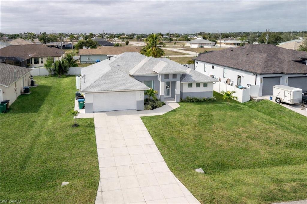 CAPE CORAL - Residential