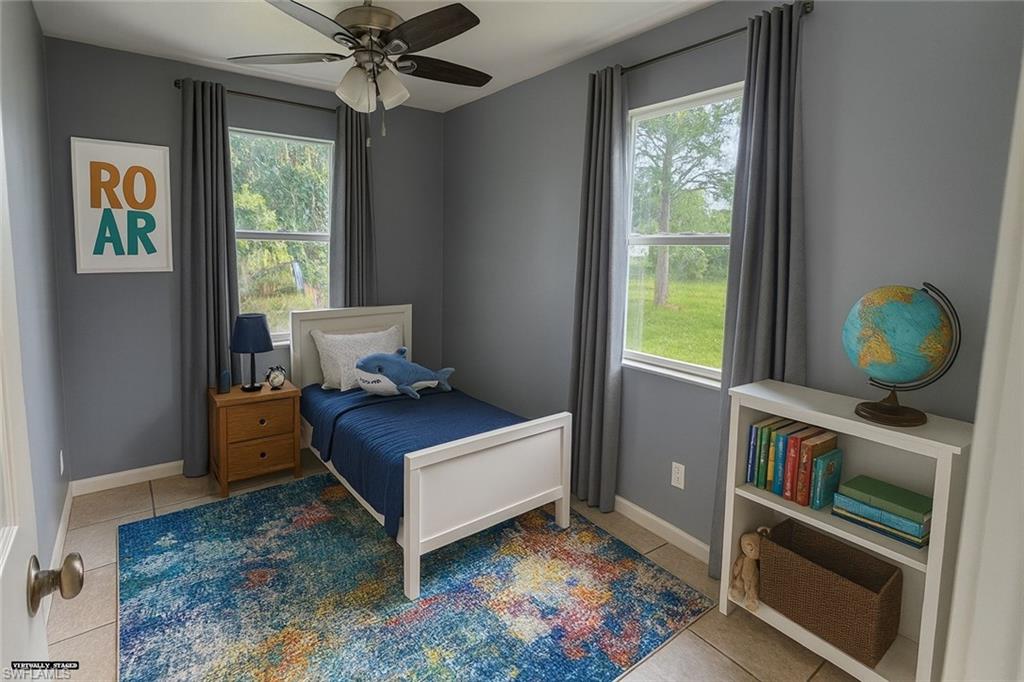 NAPLES MANOR - Residential