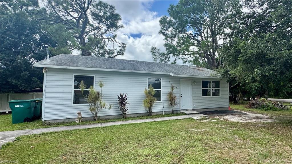 NAPLES MANOR - Residential