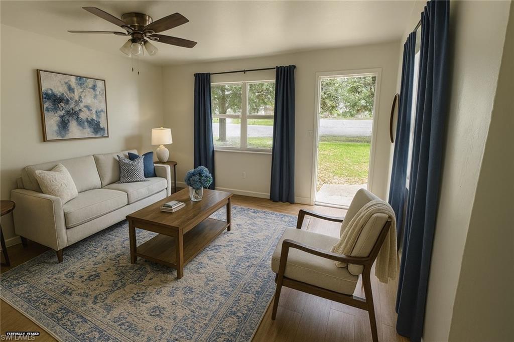 NAPLES MANOR - Residential