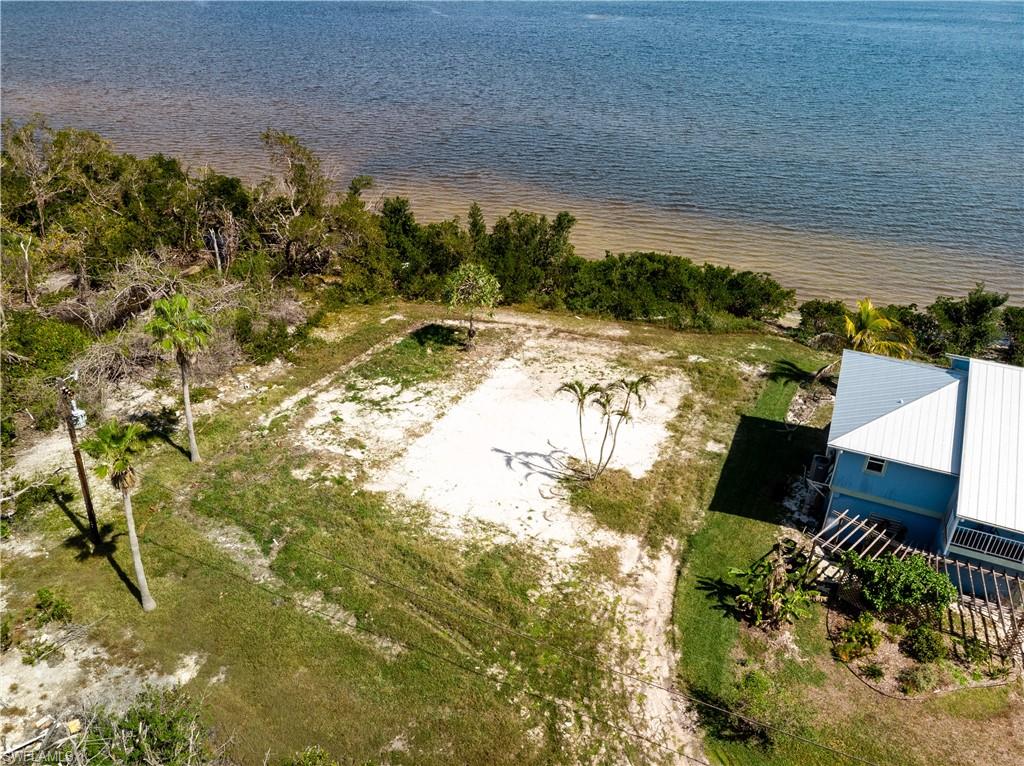 PINE ISLAND TROPICAL HOMESITES - Land