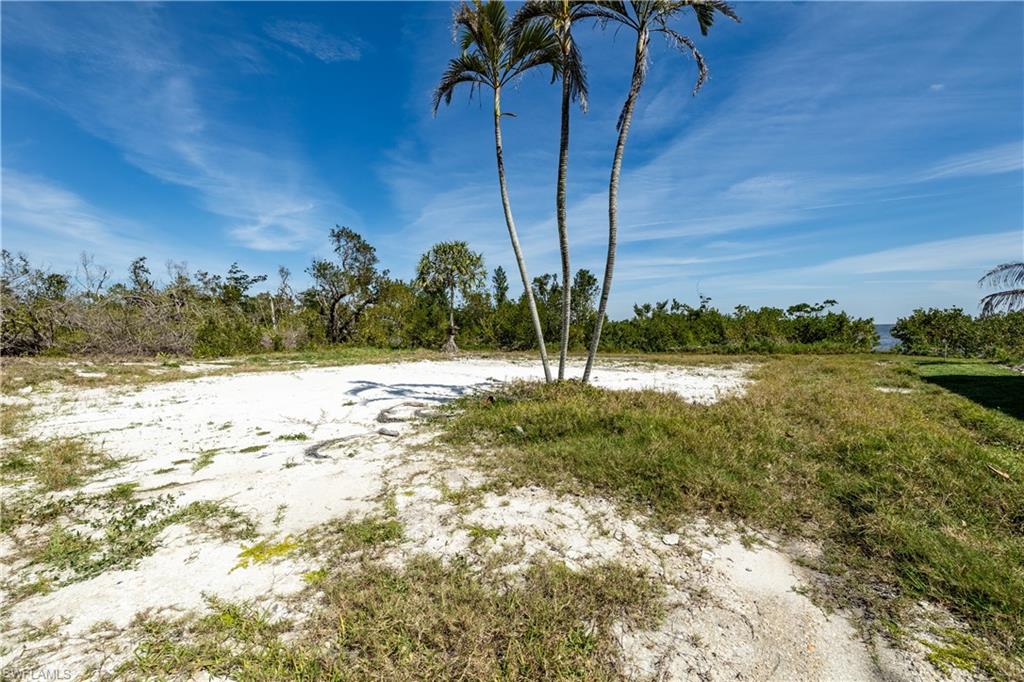 PINE ISLAND TROPICAL HOMESITES - Land