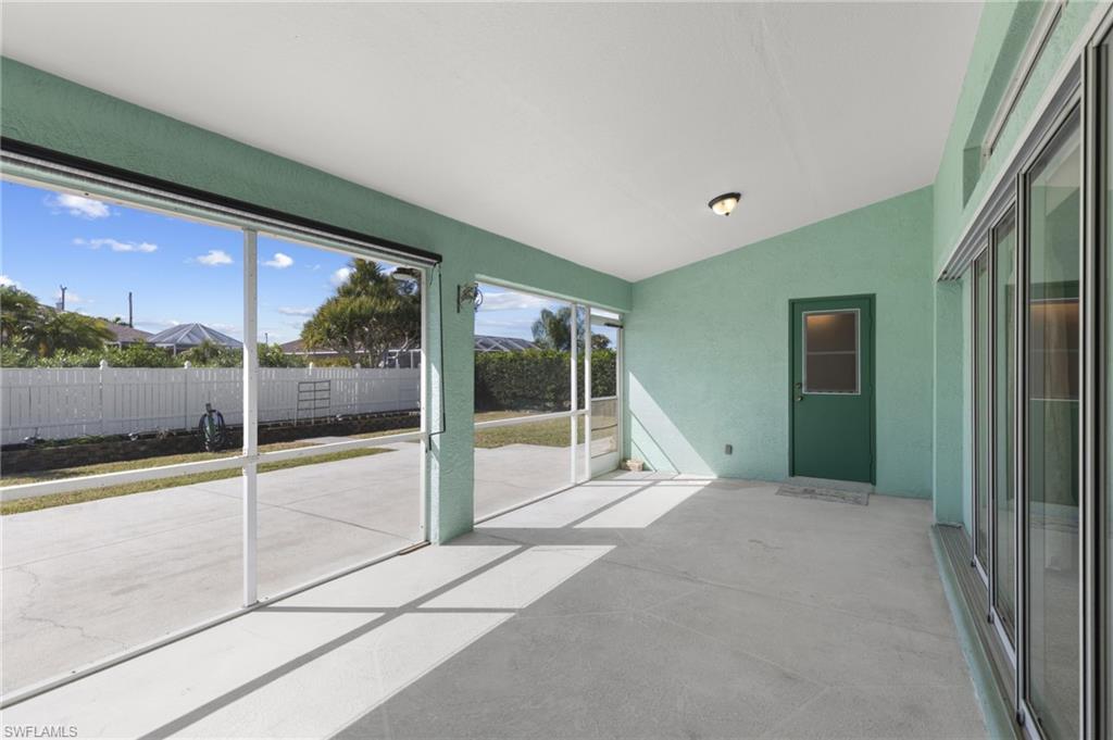 CAPE CORAL - Residential