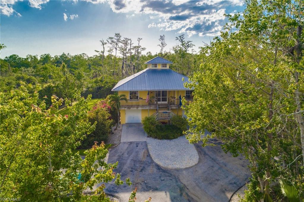 GOLDEN GATE ESTATES - Residential