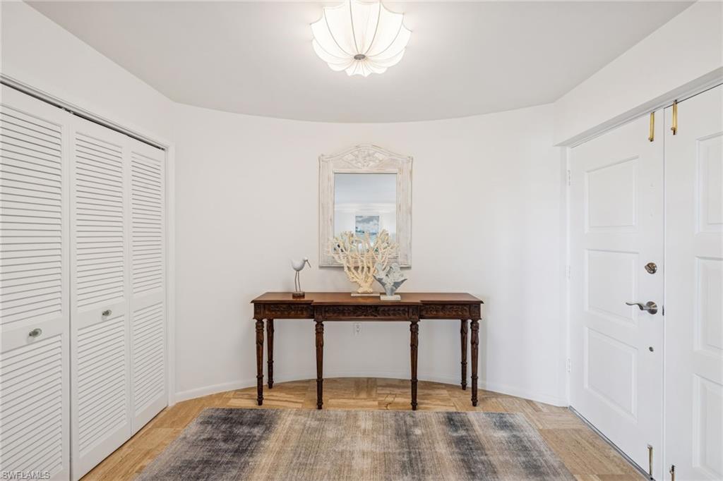 HORIZON HOUSE - Residential