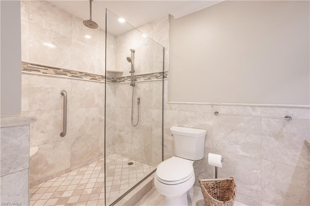 NAPLES BAY CLUB - Residential Lease