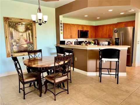 3956 Pomodoro Cir Unit 302, Cape Coral, FL 33909 - #: 225017354