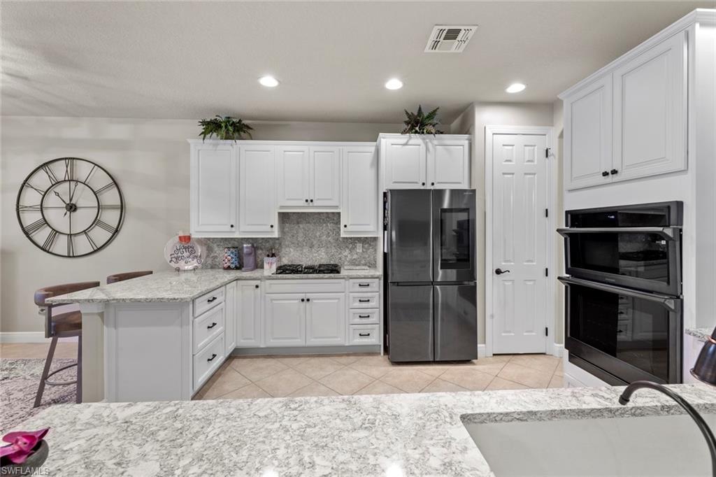 BELLE LAGO - Residential