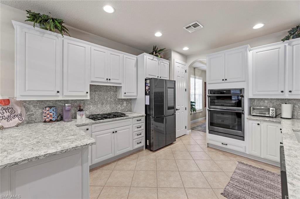 BELLE LAGO - Residential