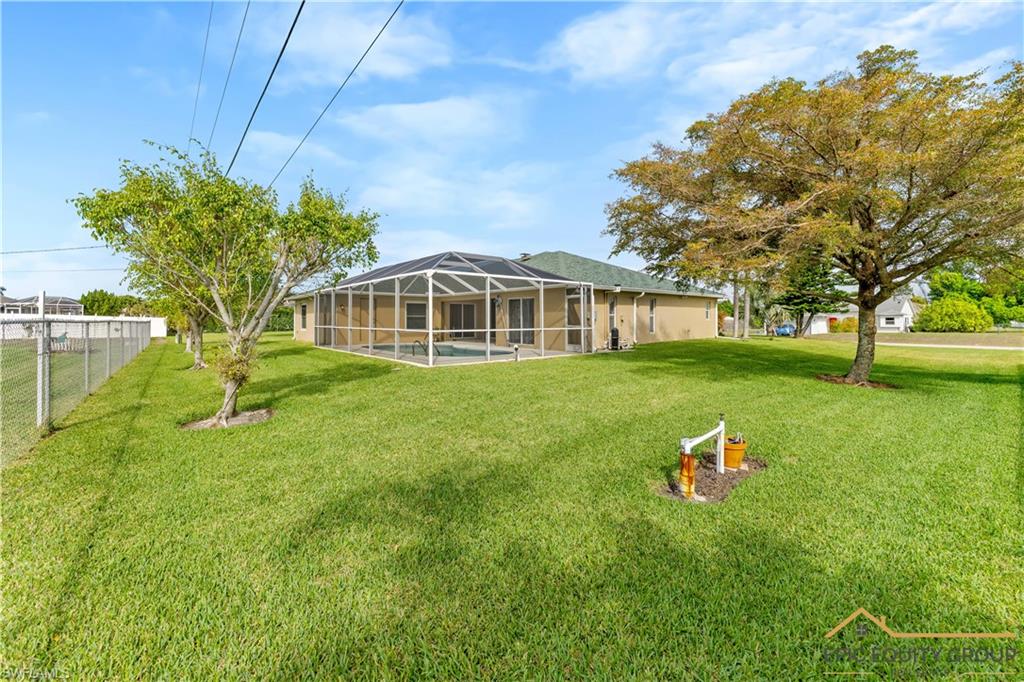 CAPE CORAL - Residential