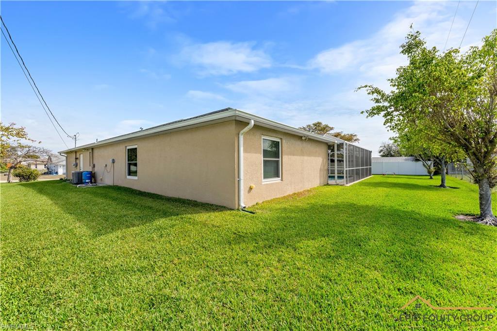 CAPE CORAL - Residential